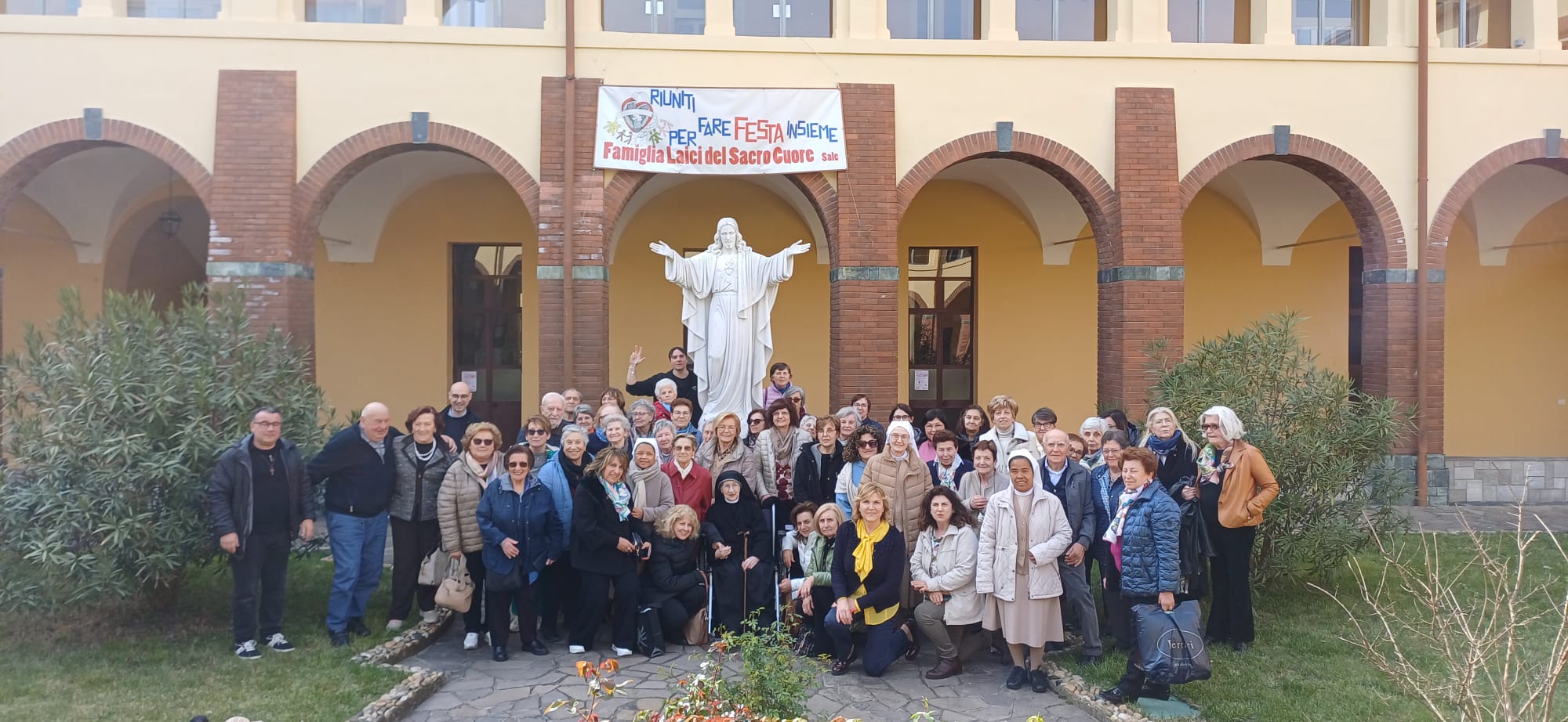Piccole Figlie del Sacro Cuore di Ges&ugrave;